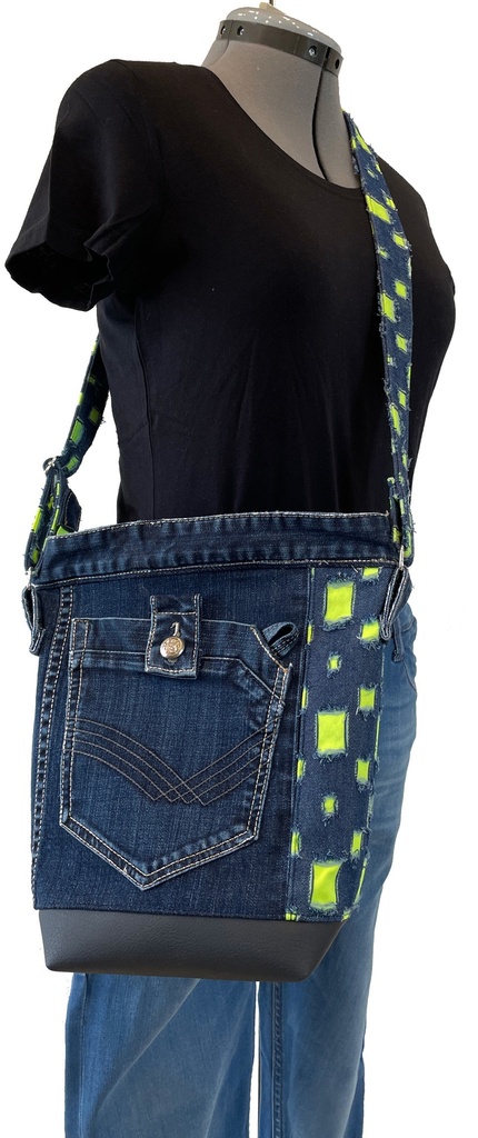 Schultertasche im Jeans-Look 3